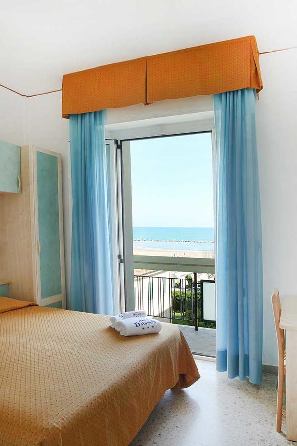 Hotel Dolores ริมินี ภายนอก รูปภาพ
