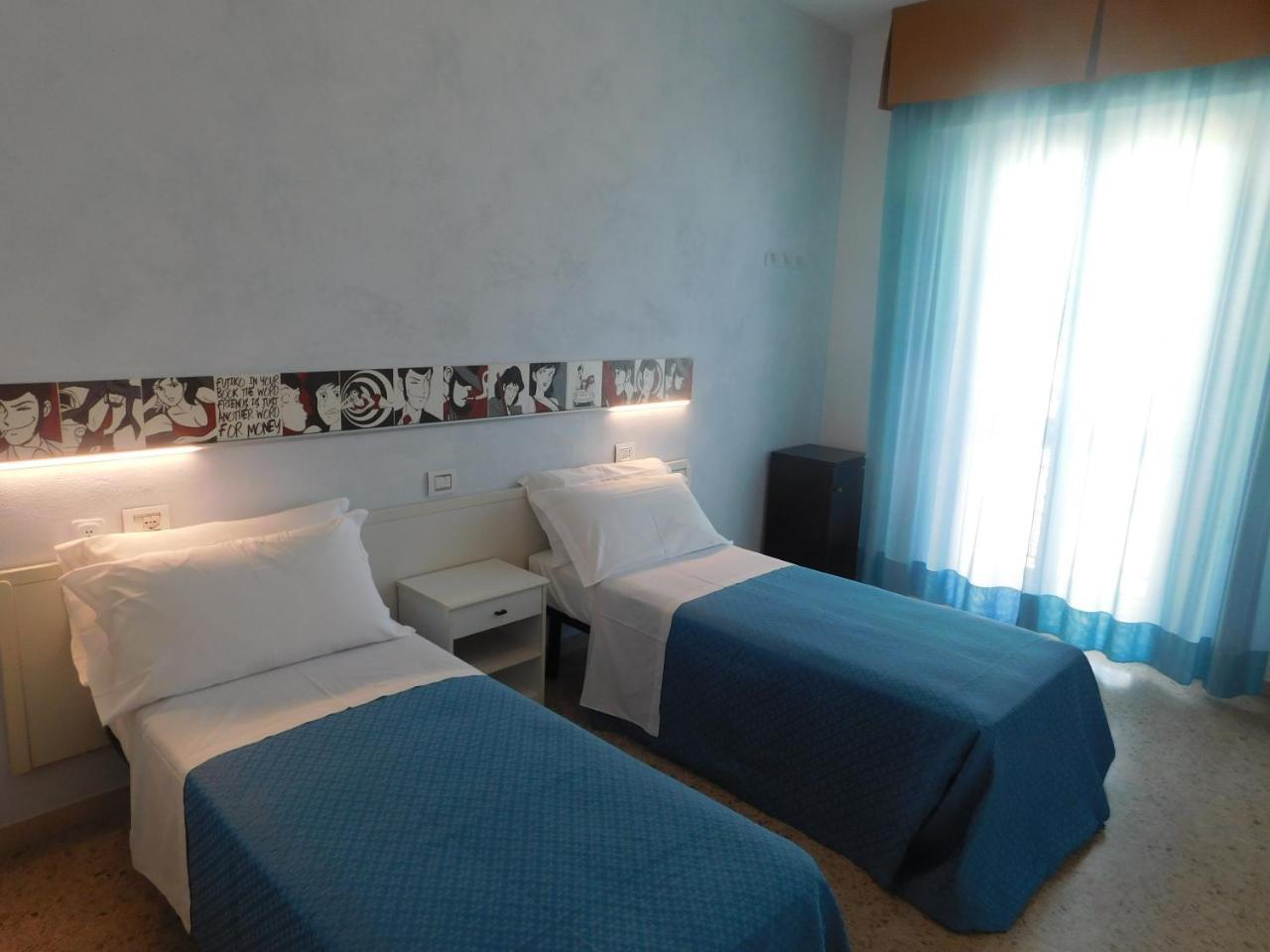 Hotel Dolores ริมินี ภายนอก รูปภาพ